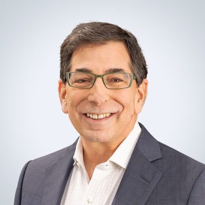 Headshot of Eric Leve.